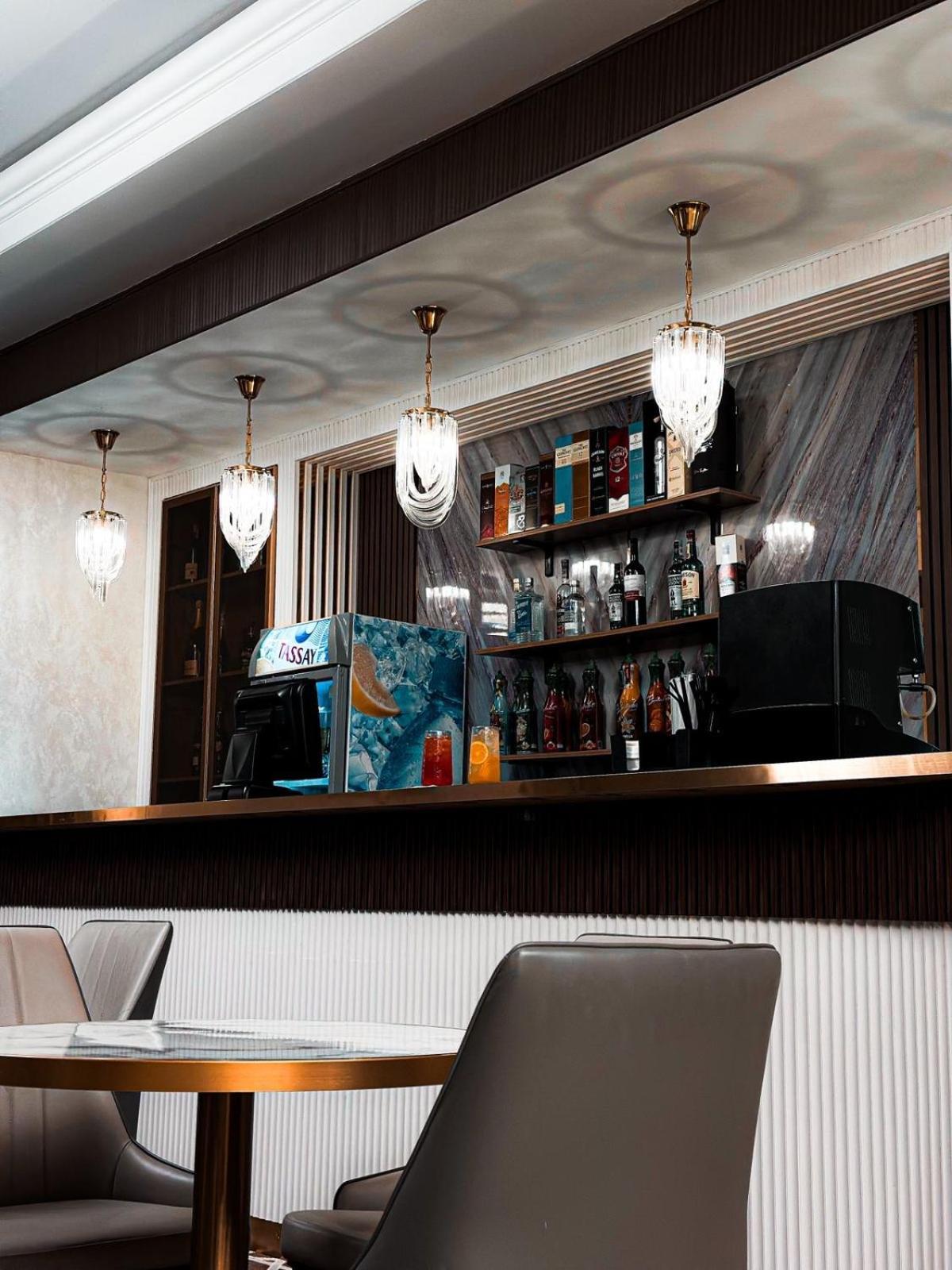 Jasmine Otel Taraz Dış mekan fotoğraf